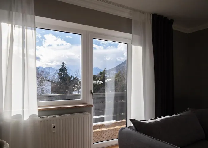 I Eschenlohe, Modern Bright With Mountain View Apartment *